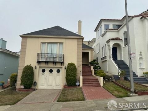 Photo of 150 Upland Drive, San Francisco, CA 94127 (MLS # 425082596) Photo of 150 Upland Drive, San Francisco, CA 94127 (MLS # 425082596)