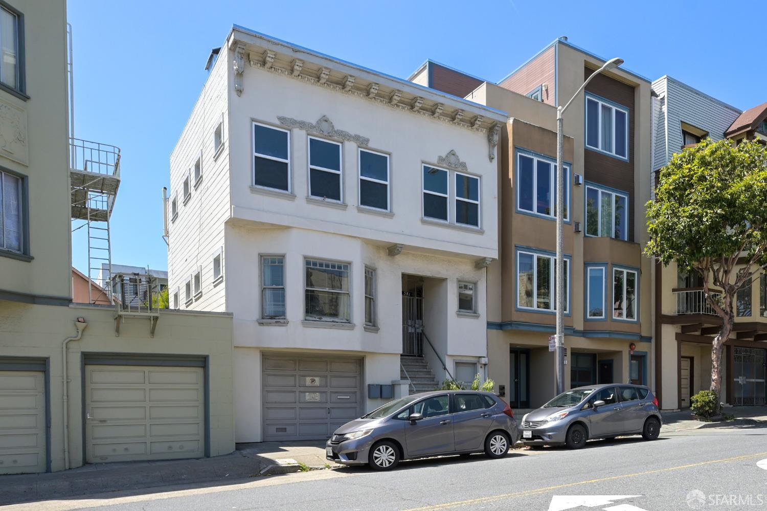 379-381 25th Avenue
