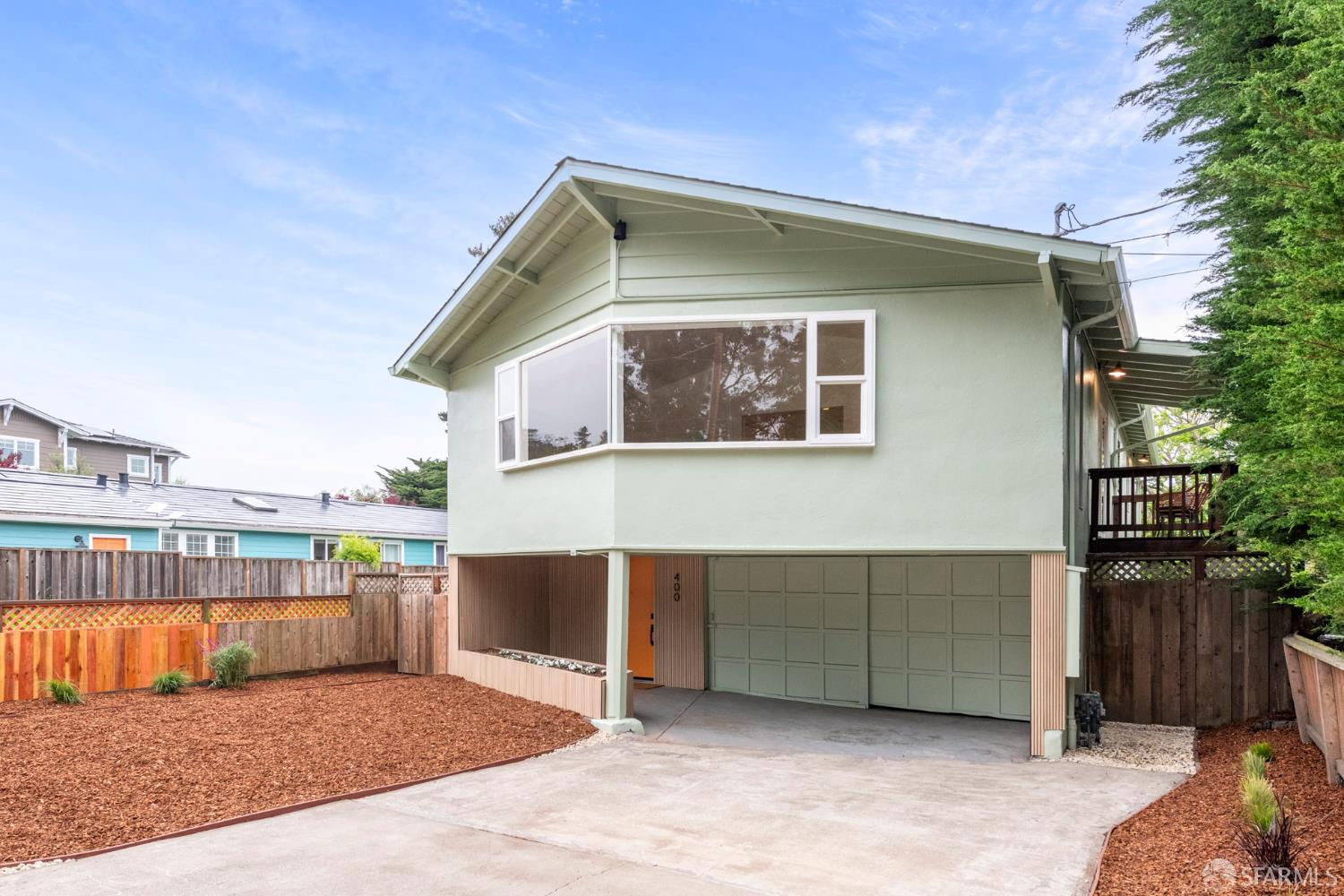 400 Miramar Drive