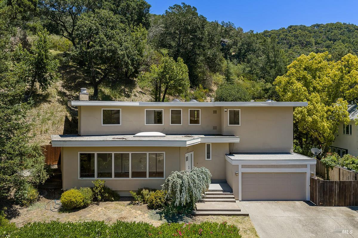 36 Bonnie Brae Drive