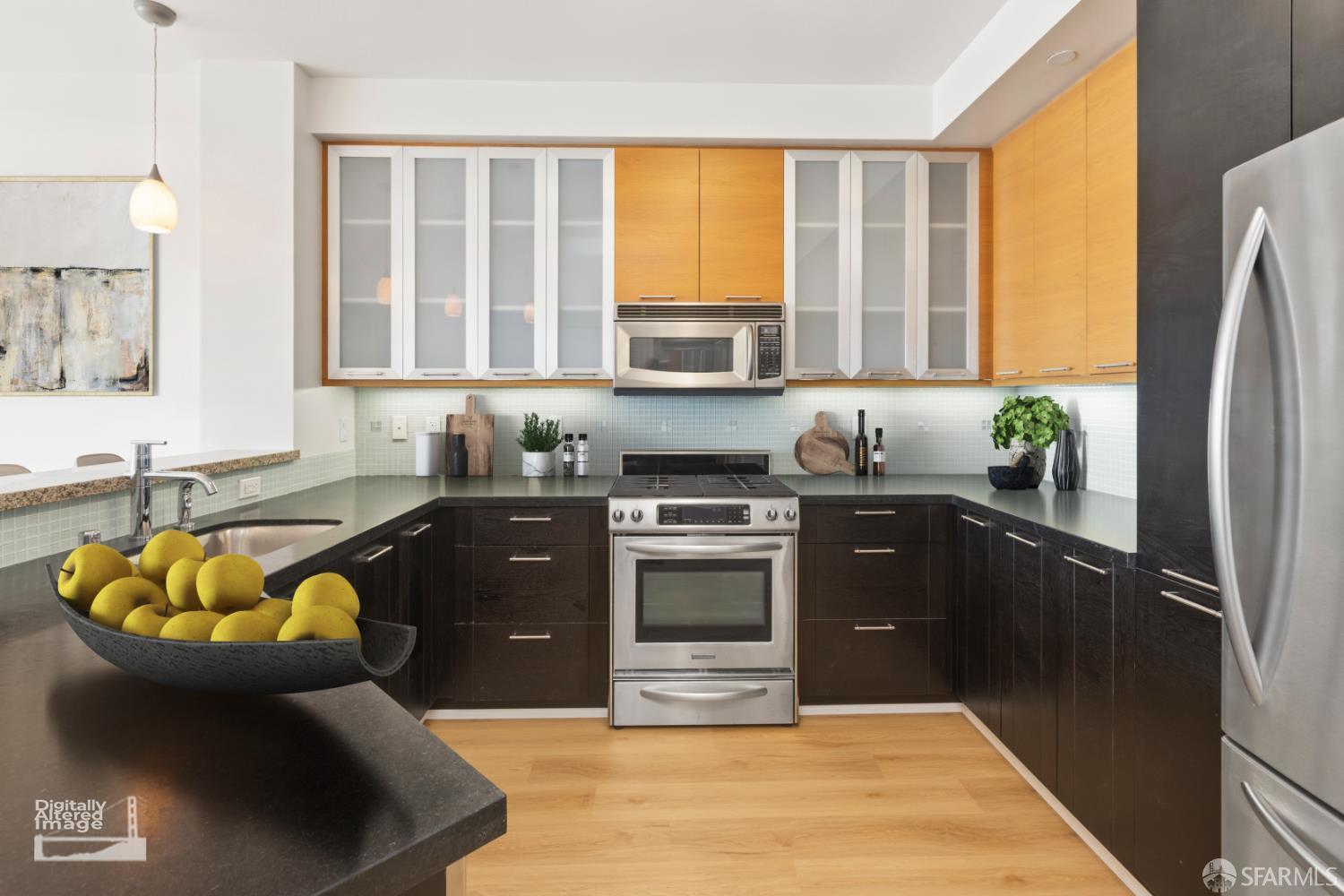 170 King Street 1027