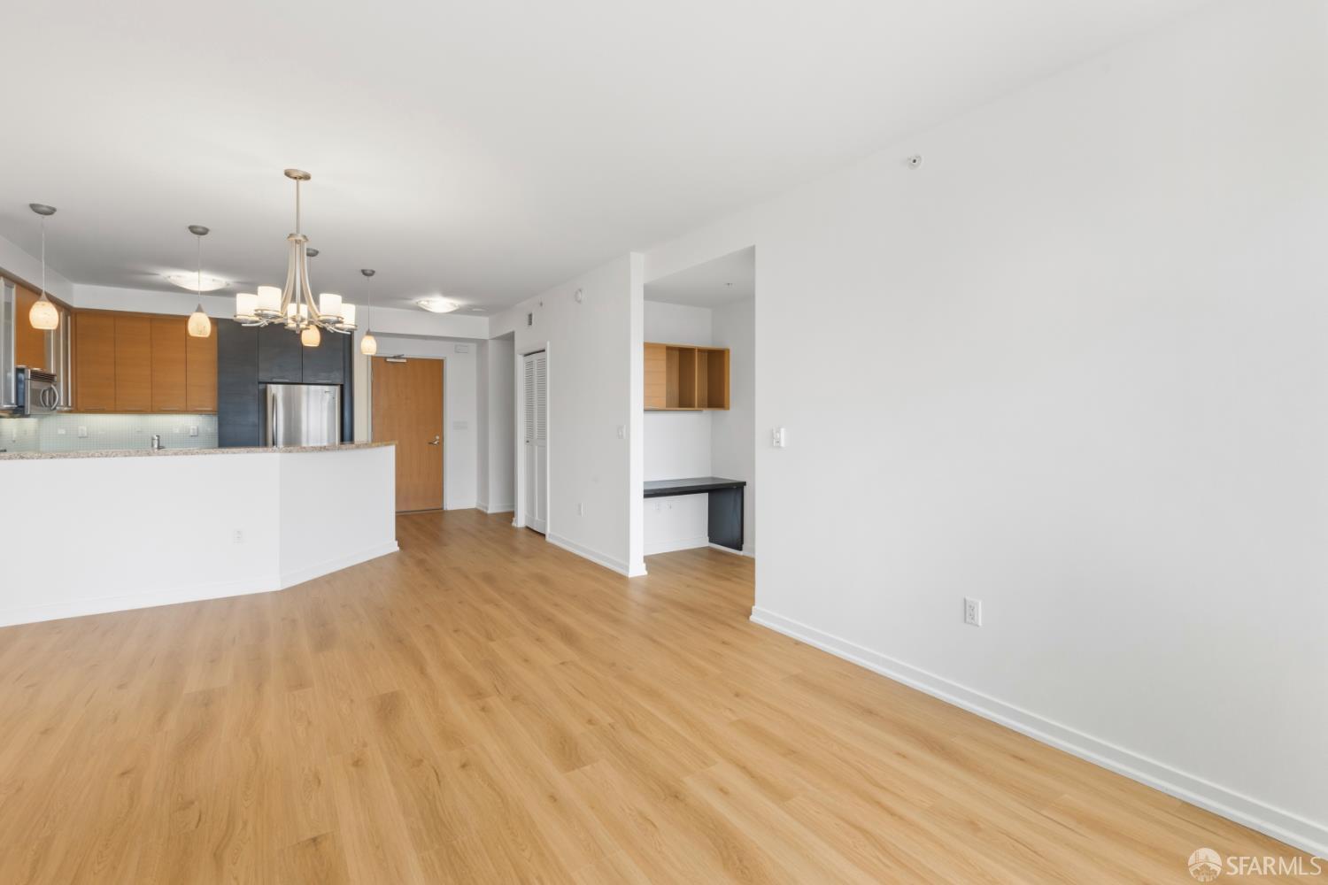 170 King Street 1027