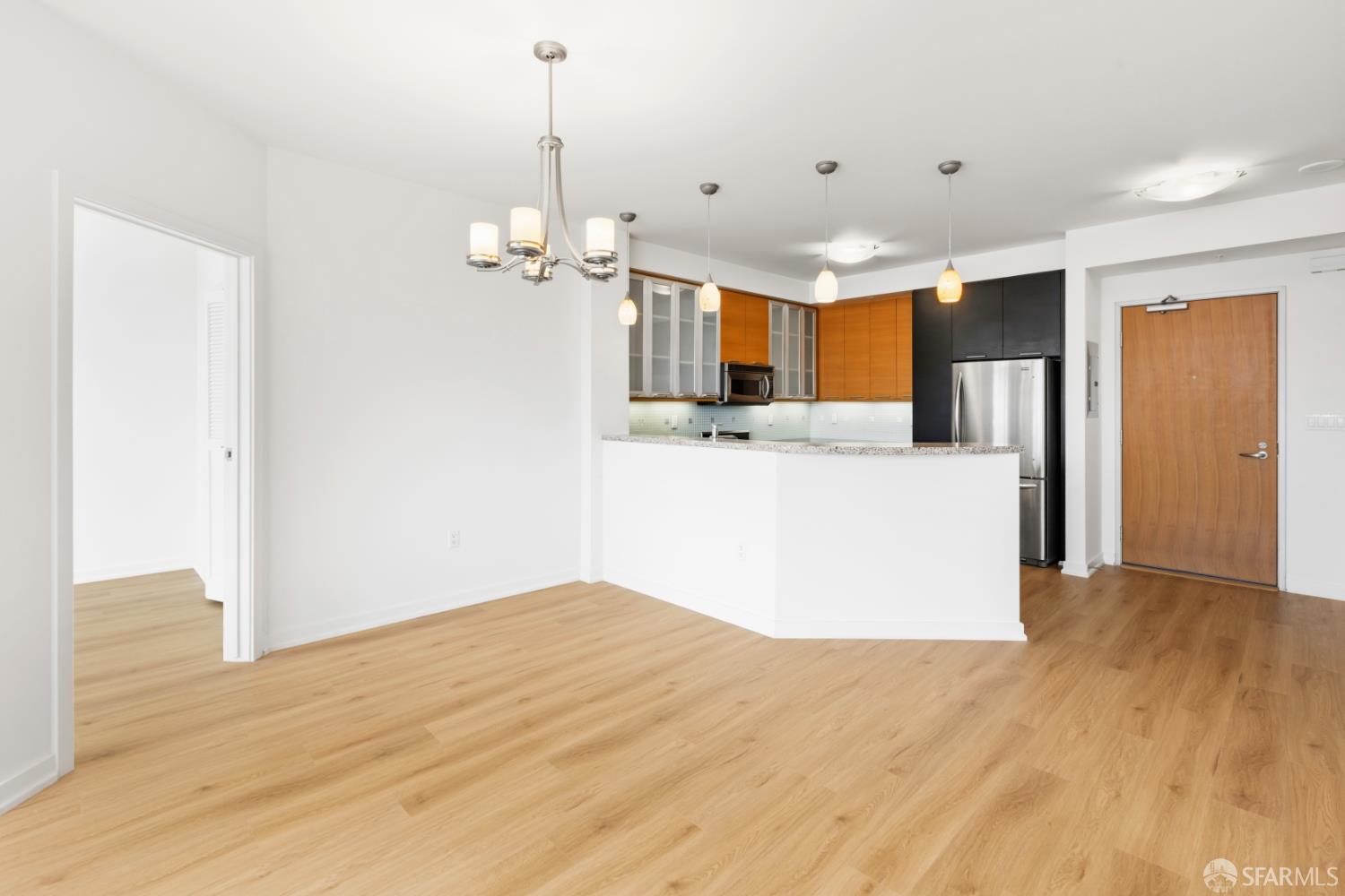170 King Street 1027