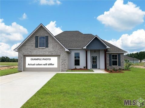 Photo of 46048 Dover Drive, Hammond, LA 70401 (MLS # NO2026007488)