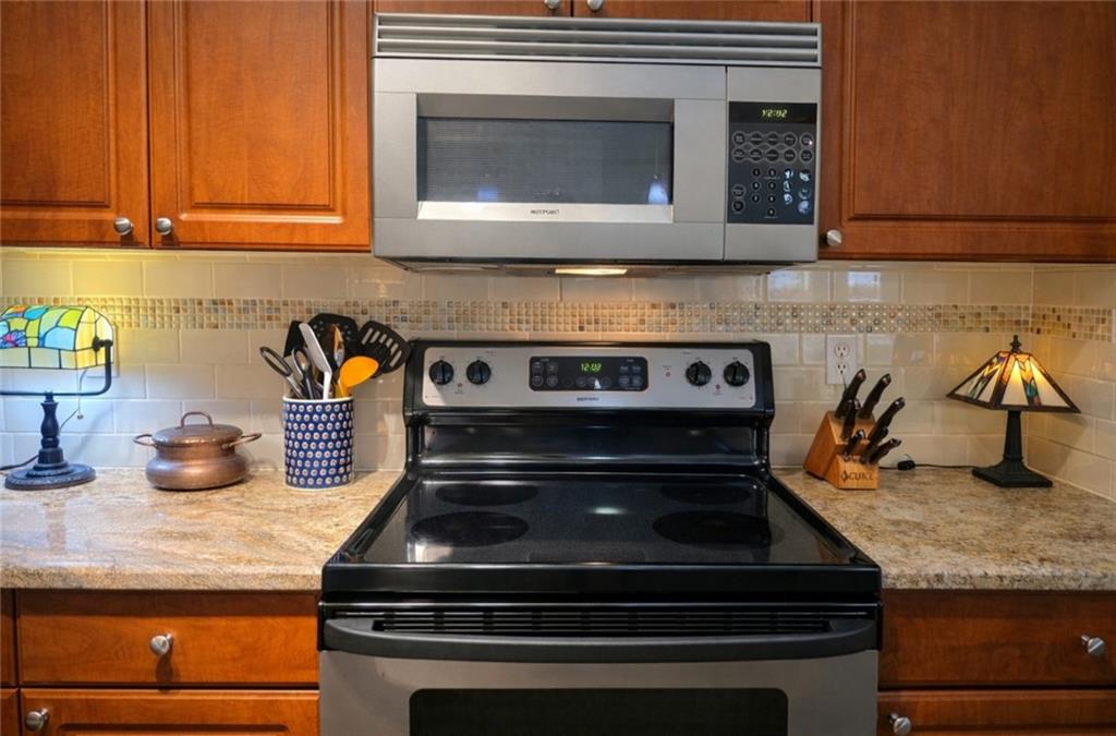 350 EMERALD FOREST Boulevard 26101