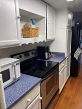 Hammond, Louisiana 70403, United States, 3 Bedrooms Bedrooms, ,3 BathroomsBathrooms,Residential,Pending,55145