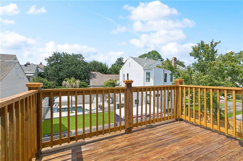 New Orleans, Louisiana 70115, United States, 2 Bedrooms Bedrooms, ,1 BathroomBathrooms,Residential,Active,171404