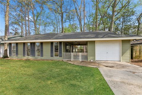 Photo of 269 OAKWOOD Drive, Mandeville, LA 70448 (MLS # 2546702)