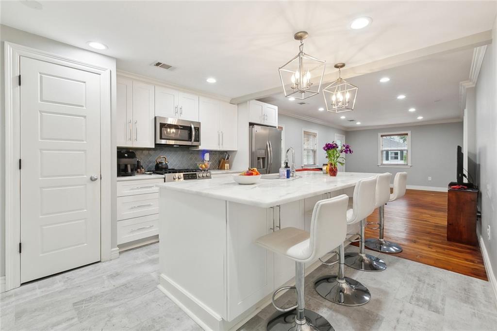 1101 LURLINE Drive
