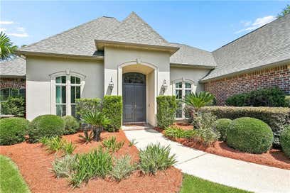 211 DELTA Drive Mandeville LA 70448