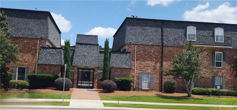 Photo of 2521 METAIRIE LAWN Drive #214, Metairie, LA 70002 (MLS # 2554427)