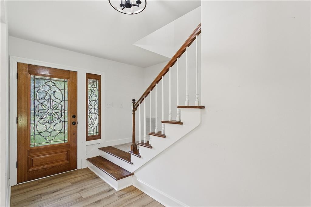 113 LAURELWOOD Drive