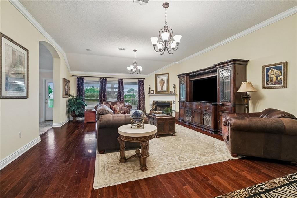 3809 LAKE WINNIPEG Drive