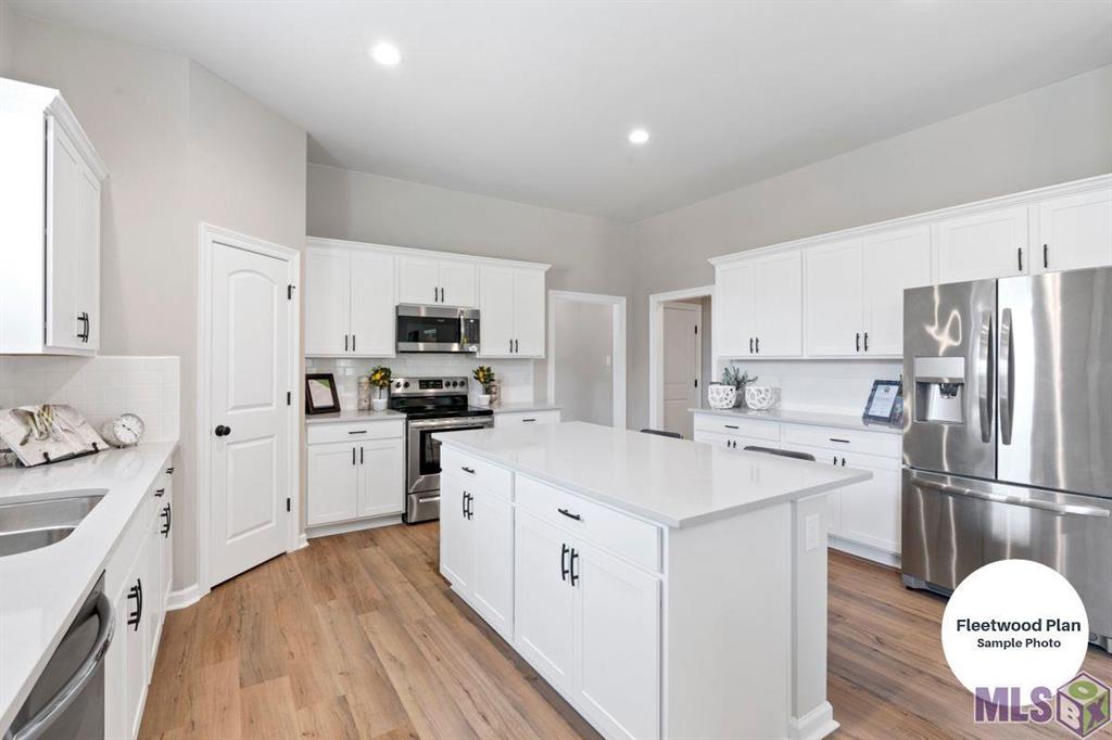 25327 Kingfisher Drive