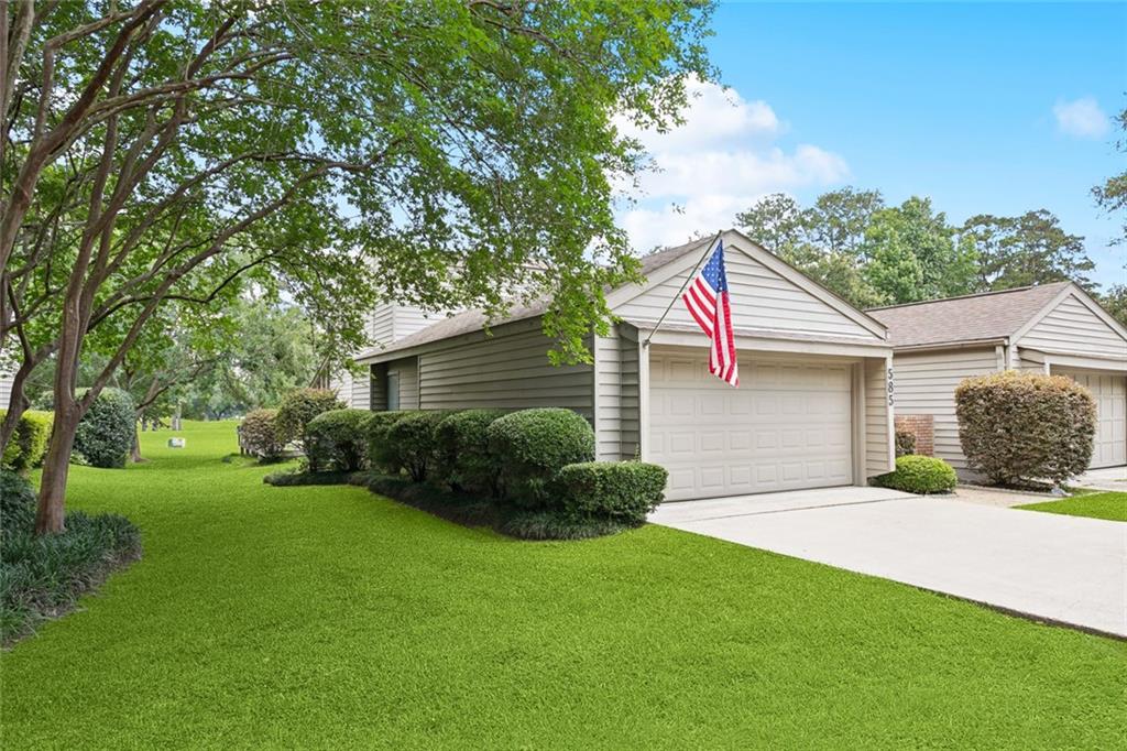 585 BEAU CHENE Drive