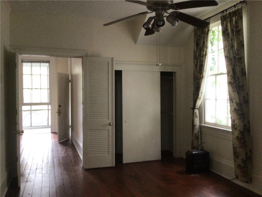 New Orleans, Louisiana 70130, United States, 2 Bedrooms Bedrooms, ,1 BathroomBathrooms,Residential,Active,232728