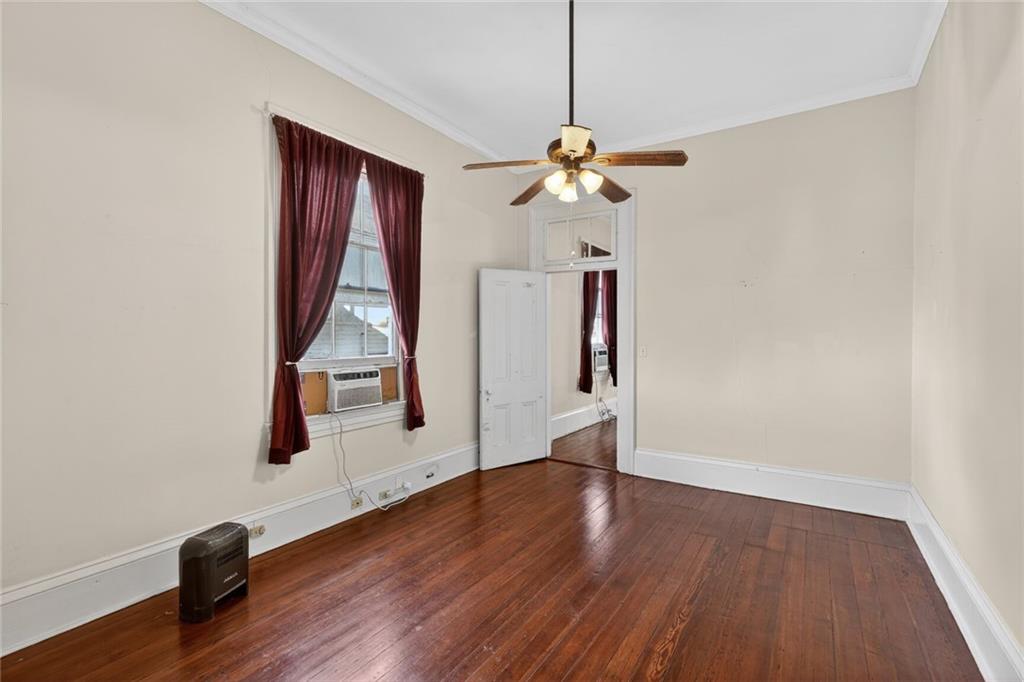 New Orleans, Louisiana 70130, United States, 2 Bedrooms Bedrooms, ,1 BathroomBathrooms,Residential,Active,232728