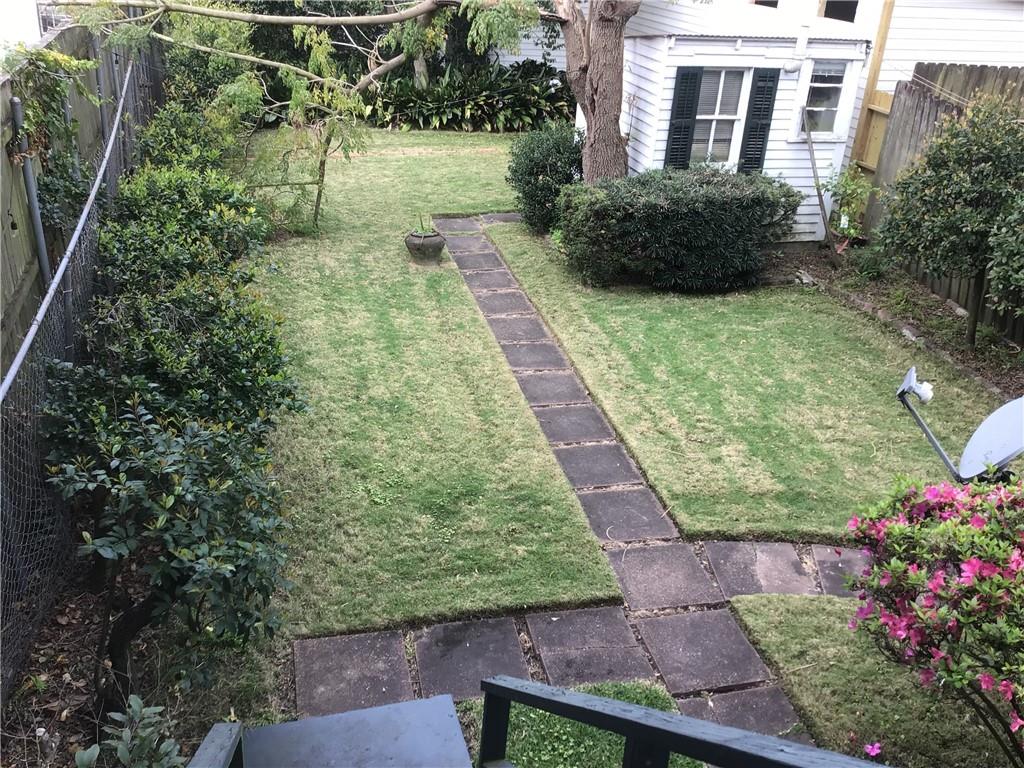 New Orleans, Louisiana 70130, United States, 2 Bedrooms Bedrooms, ,1 BathroomBathrooms,Residential,Active,232728