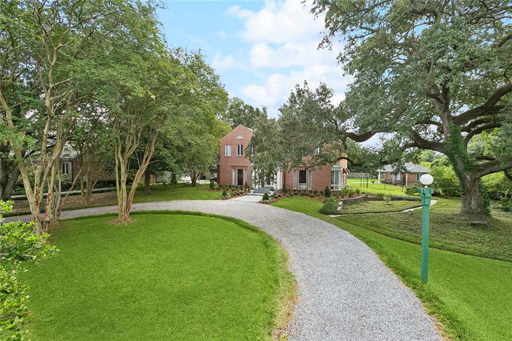 291 GARDEN Road