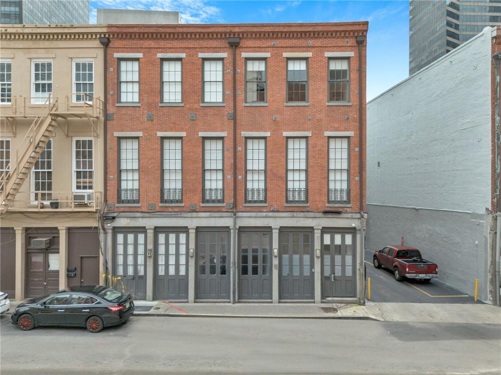516 NATCHEZ Street