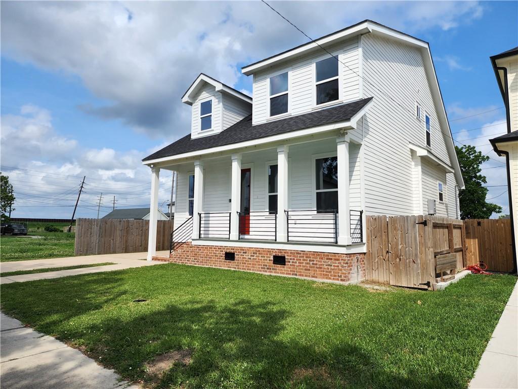 1921 SCHNELL Drive