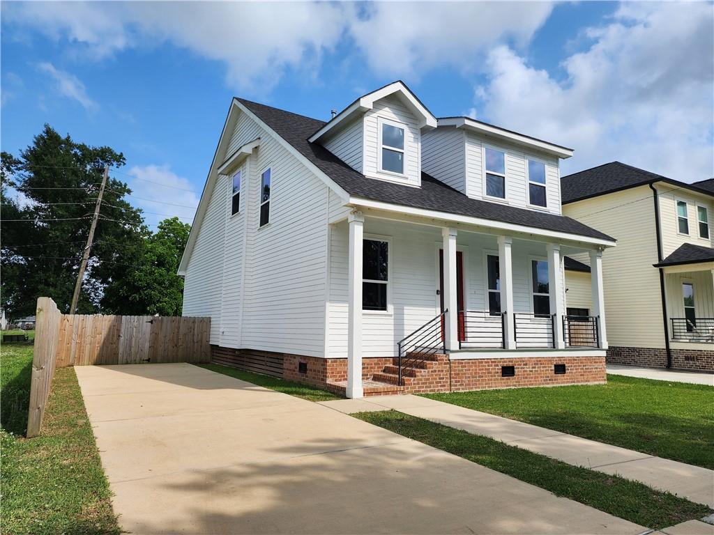 1921 SCHNELL Drive