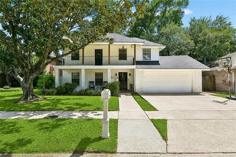 Photo of 8008 BAROCCO Drive, Harahan, LA 70123 (MLS # 2554151)