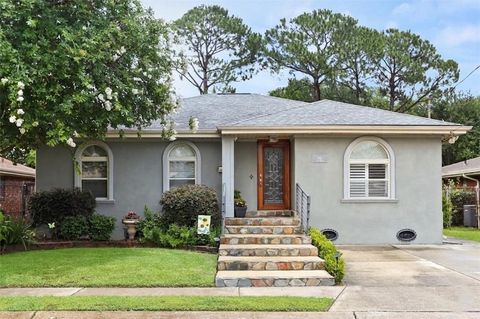 Photo of 1057 ARIS Avenue, Metairie, LA 70005 (MLS # 2558824)