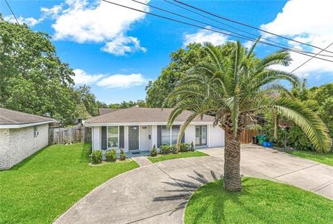 10517 SEDALIA Avenue River Ridge LA 70123