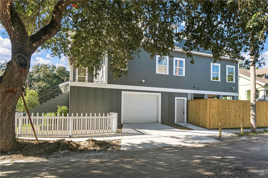 4301 FONTAINEBLEAU Drive