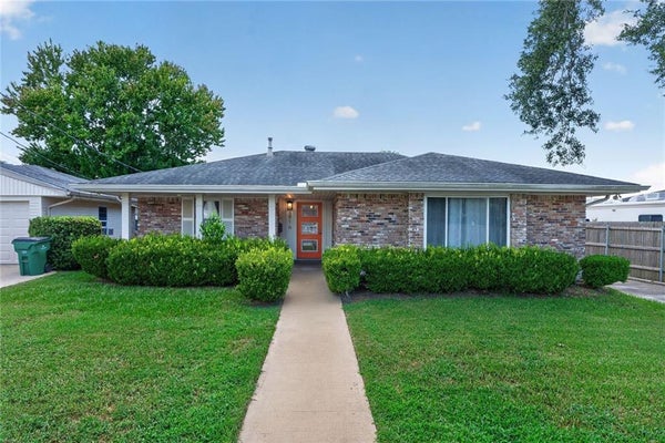 3916 HARING RD, METAIRIE, LA 70006 - Image 01a2aecba2314214cf4e8bd2b8745de5/2413608250