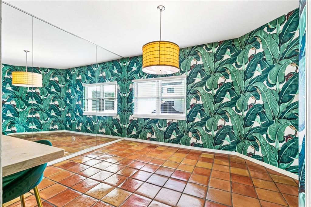 8654 PONTCHARTRAIN Boulevard 14
