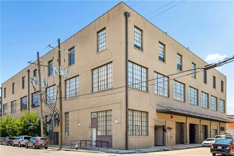 Photo of 610 JOHN CHURCHILL CHASE Street #19, New Orleans, LA 70130 (MLS # 2558647)