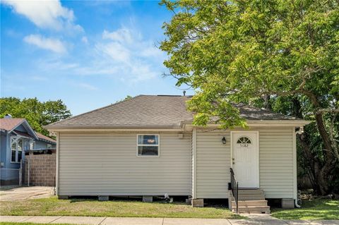 Photo of 5682 GENERAL HAIG Street, New Orleans, LA 70124 (MLS # 2553243)