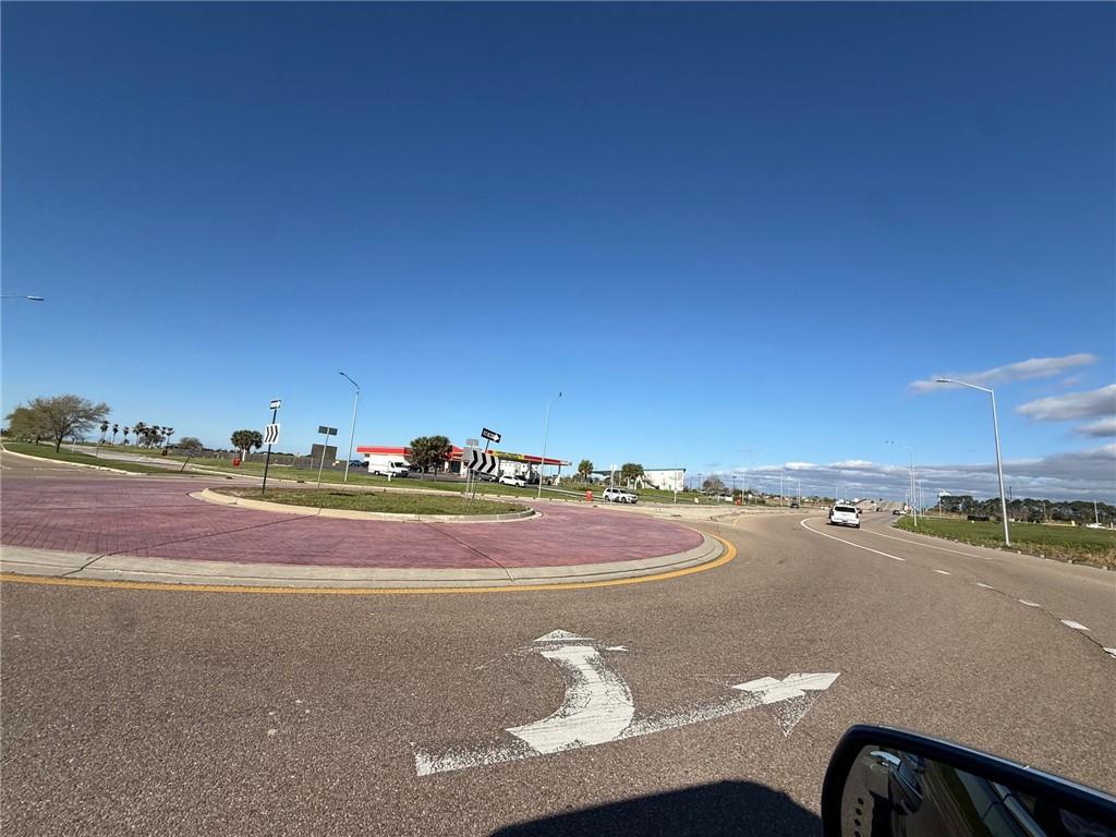 OAK HARBOR/LAKESHORE Boulevard