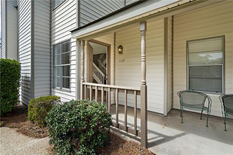 Photo of 537 CEDARWOOD Drive #537, Mandeville, LA 70471 (MLS # 2553078)