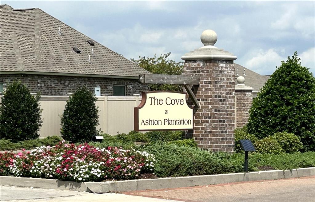 132 MOONLIGHT COVE Lane