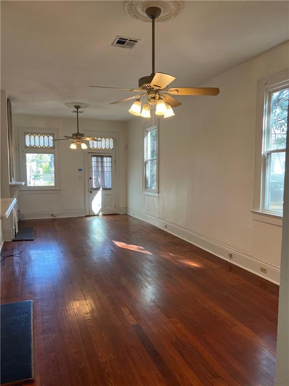 New Orleans, Louisiana 70119, United States, 3 Bedrooms Bedrooms, ,1 BathroomBathrooms,Residential,Active,67120
