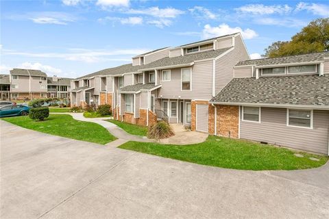 Photo of 247 AVANT GARDE Circle #N/A, Kenner, LA 70065 (MLS # 2545595)