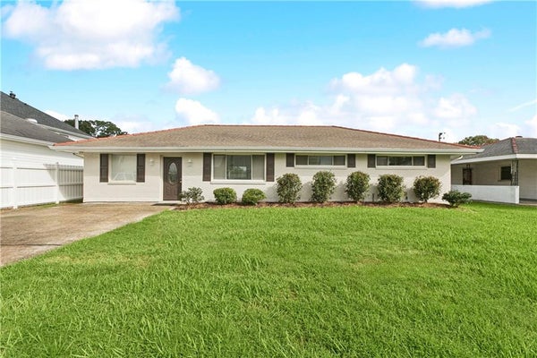 1913 POPLAR ST, METAIRIE, LA 70005 - Image 0302da5adbe1fb2e1b2b663c020701a0/615523377