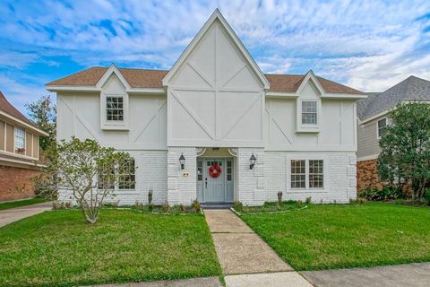 32 YOSEMITE Drive New Orleans LA 70131