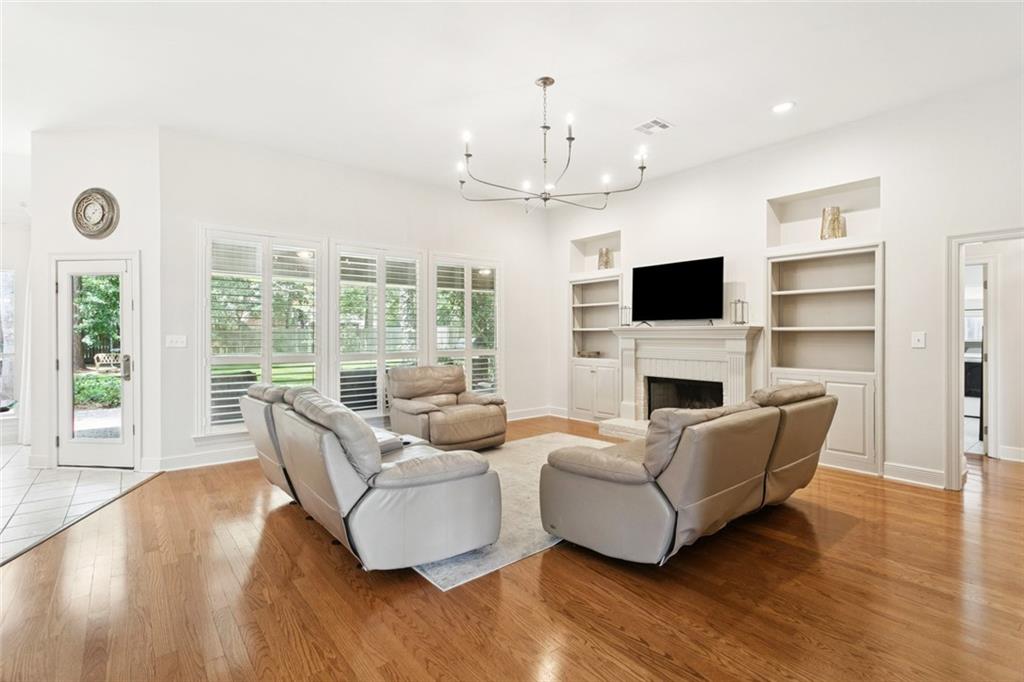 120 BLUE HERON Drive