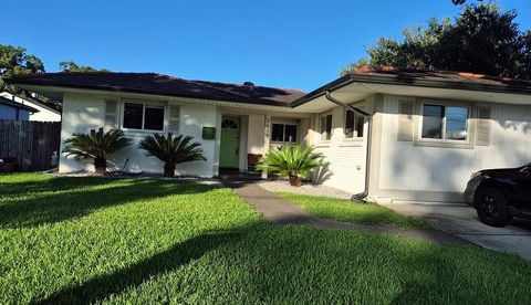 3609 GREEN ACRES Road Metairie LA 70003