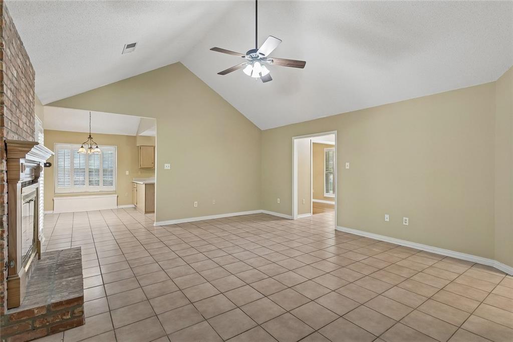 608 PLANTATION Boulevard