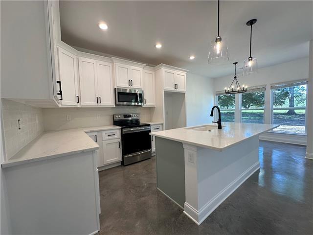 Folsom, Louisiana 70437, United States, 3 Bedrooms Bedrooms, ,2 BathroomsBathrooms,Residential,Pending,107902