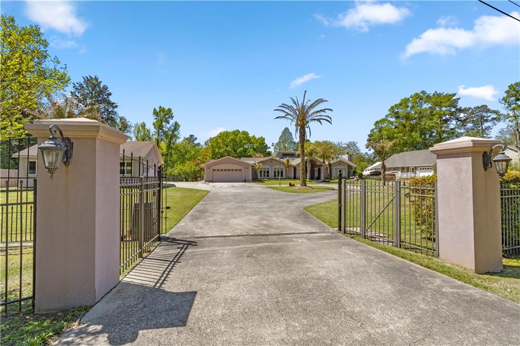 17239 THREE RIVERS Road