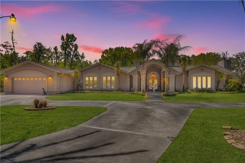 17239 THREE RIVERS Road Covington LA 70435