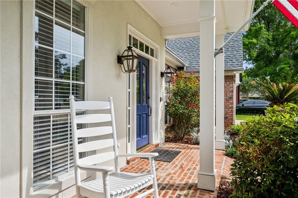 1283 CLEARWATER Drive
