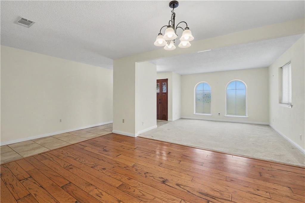 1508 APPLE Street
