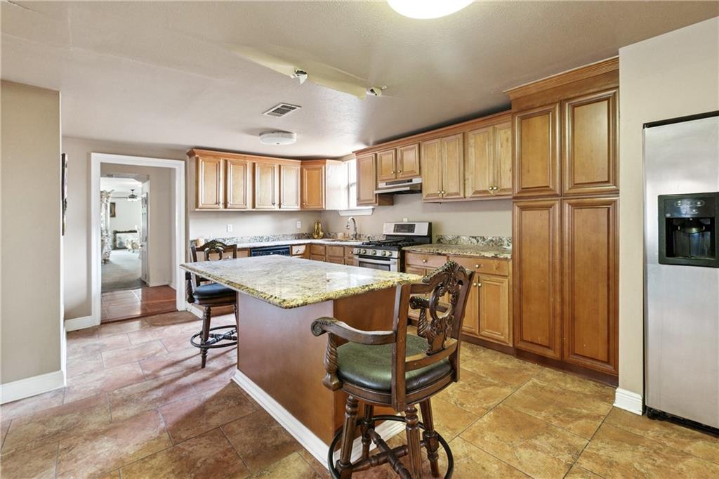 712-714 GENERAL TAYLOR Street